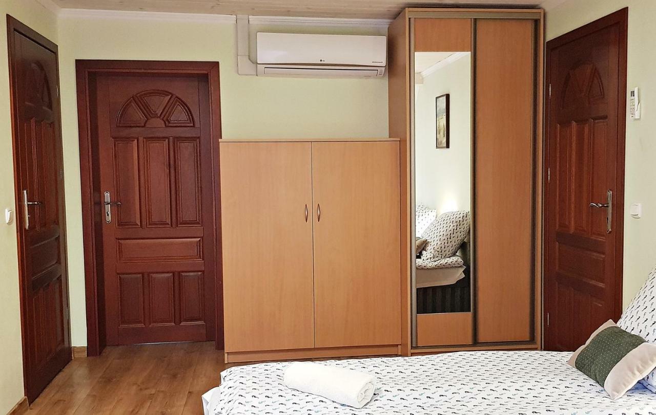 Pokoje Goscinne Konik Morski Dębki Εξωτερικό φωτογραφία
